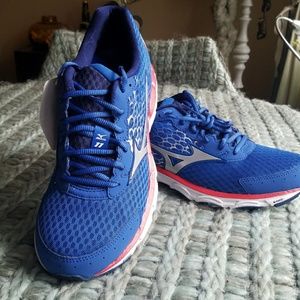 Men's Mizuno Wave Inspire 11 Running Shoes